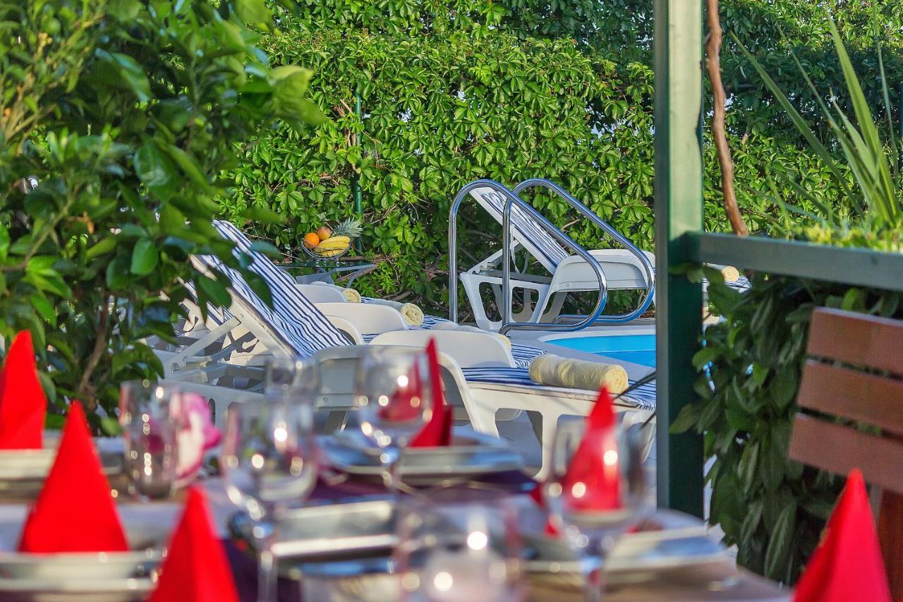 Vila Dunja Makarska Exterior foto